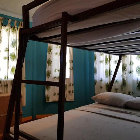 Hostel Mamallena Bocas Del Toro (Adults Only) Eksteriør billede
