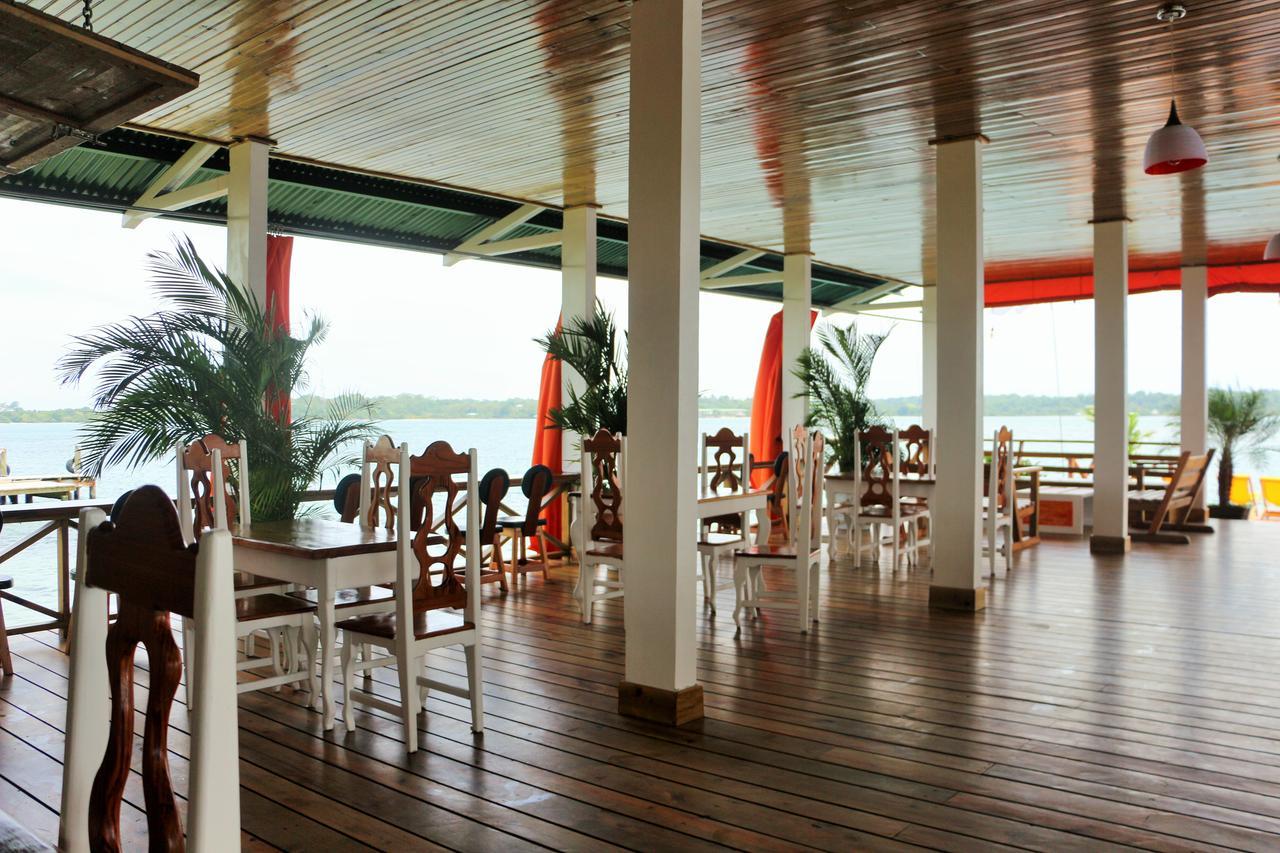 Hostel Mamallena Bocas Del Toro (Adults Only) Eksteriør billede