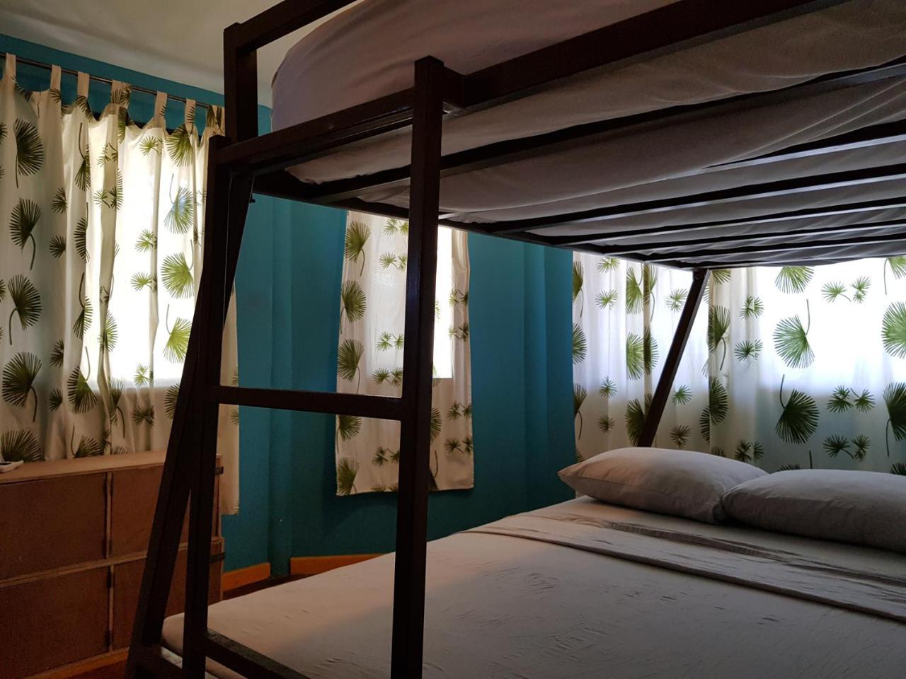 Hostel Mamallena Bocas Del Toro (Adults Only) Eksteriør billede